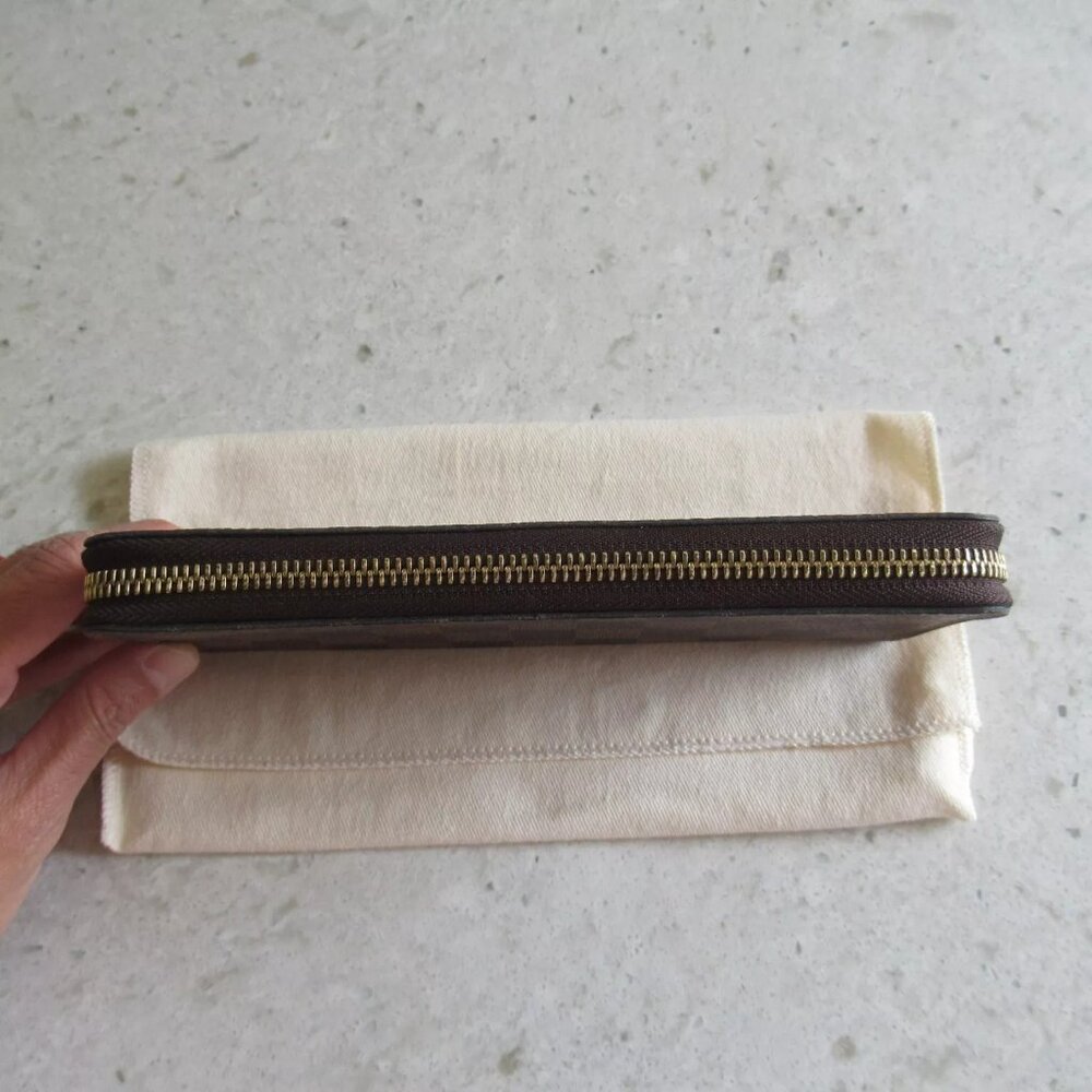 AUTHENTIC Louis Vuitton Damier Red Clemence Zippy Wallet Clutch Bag - Picture 5 of 16